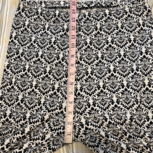 Print Leggings Bundle - Picture 7 of 8